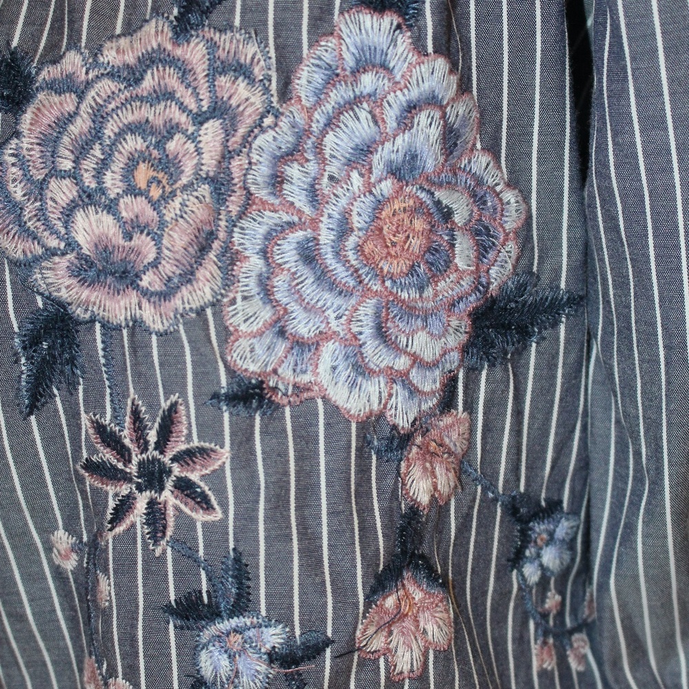 AEO flower embroidered stripe off the shoulder top...... - Picture 5 of 9